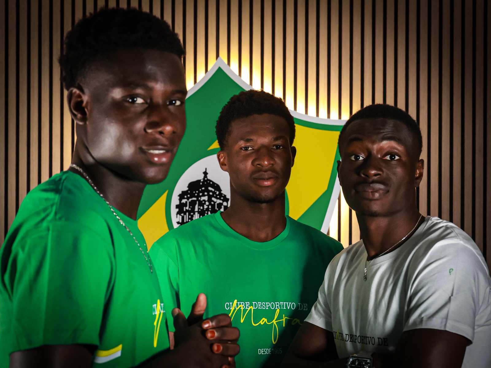 Amadou, Deme Jr. e Ngom reforçam o CD Mafra
